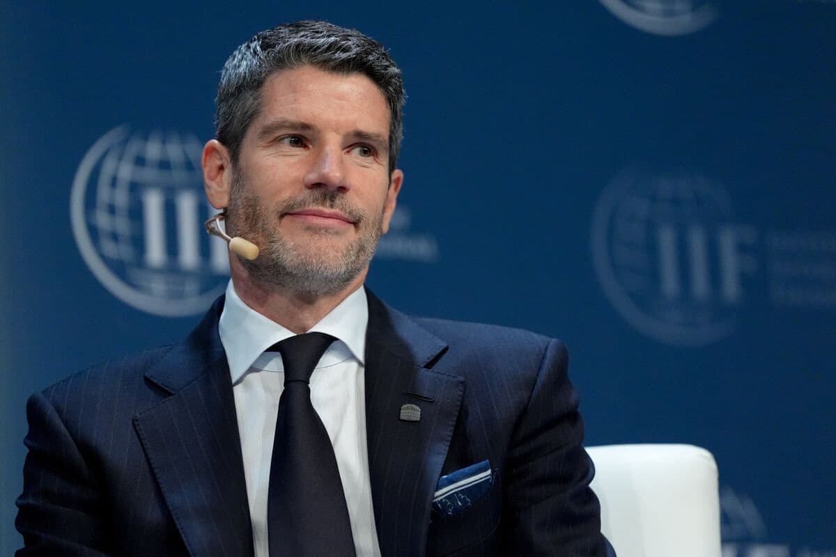 Baer to Pay CEO $30 Million Including Goldman Exit Compensation