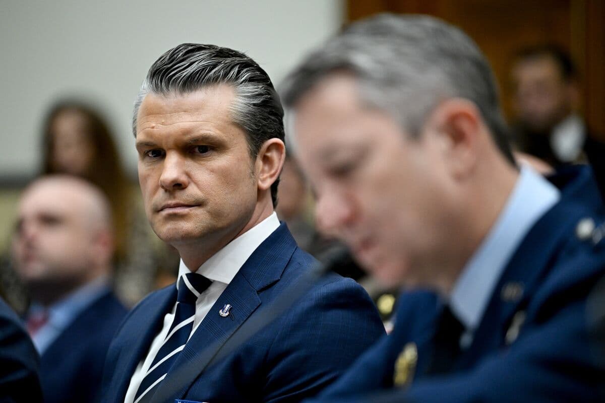 Hegseth Calls Amodei a ‘Lunatic’ and Defends Pentagon Use of AI