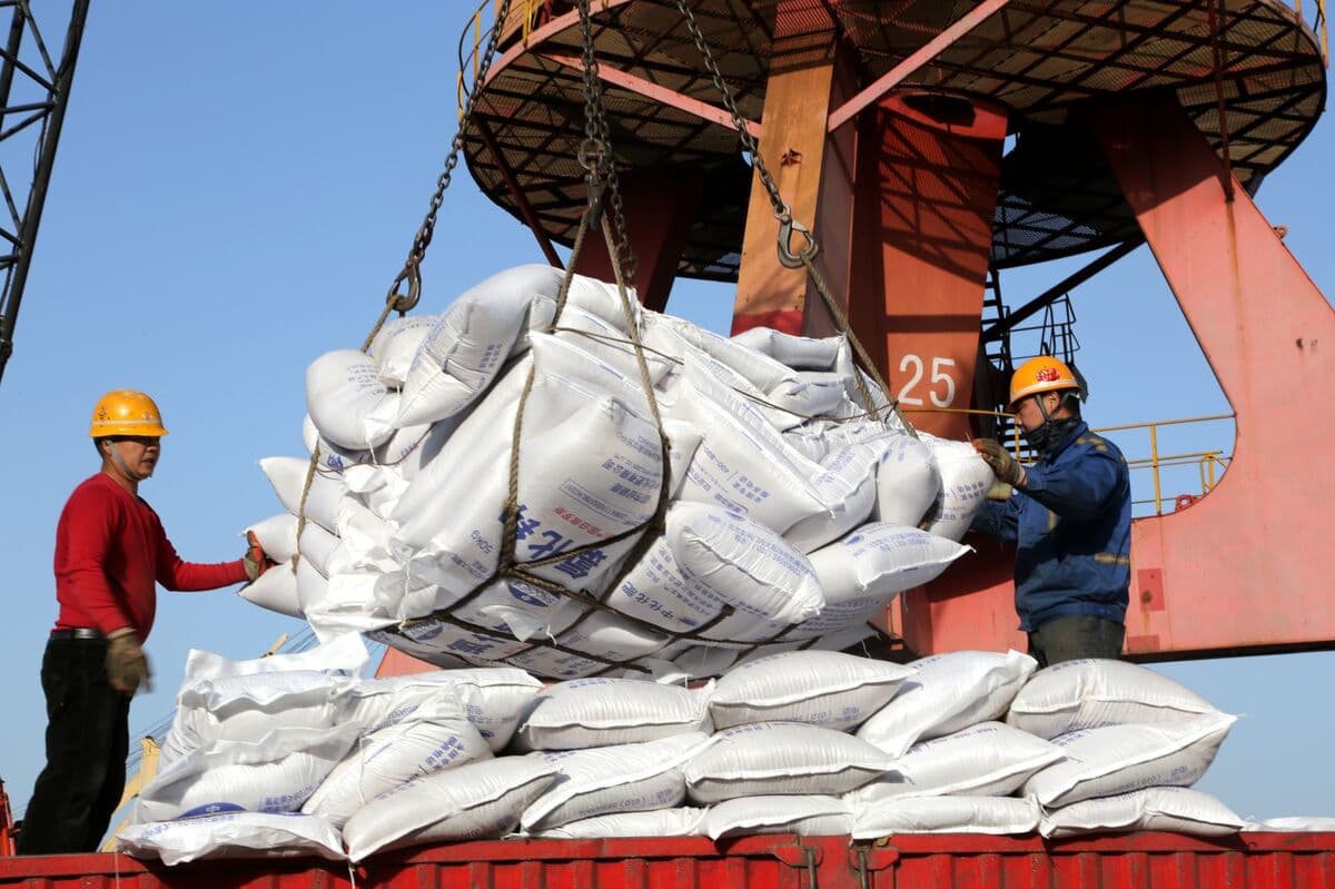 Philippines in Talks With China and Russia on Fertilizer Supply