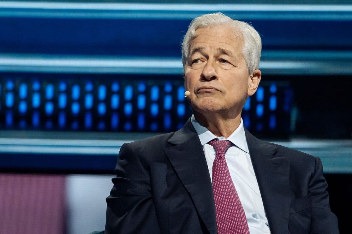 Dimon Says Chipping Away at Fed Independence ‘Not a Great Idea’