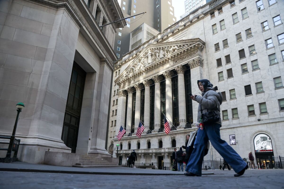 Insider One Acquires Bluecore to Enhance AI Marketing Before IPO