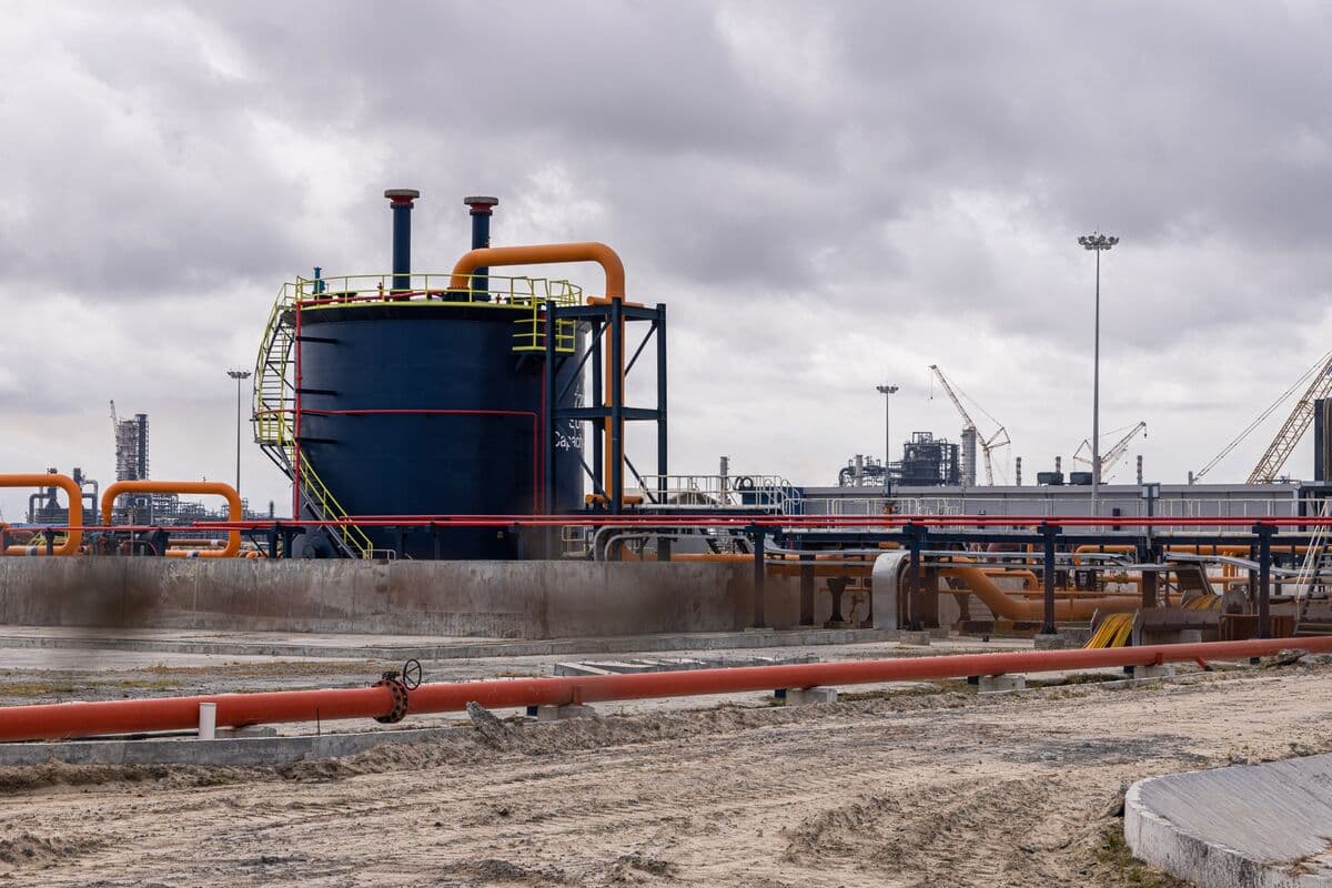 Dangote Expands Oil Refinery Capacity to Compete Globally