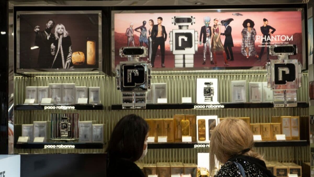 Estée Lauder and Puig in Talks to Create Cosmetics Giant