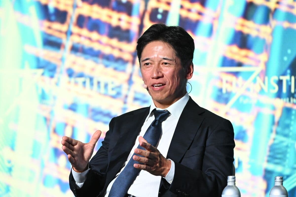 Goldman Sachs Japan President Promotes Younger Executives for Growth