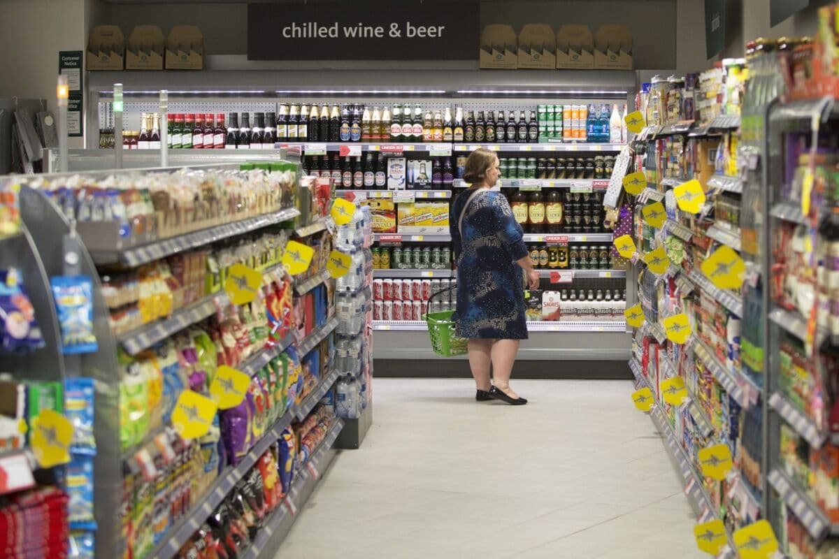 More Alcohol-Free Beer, Less Wine in UK Inflation Basket Shakeup