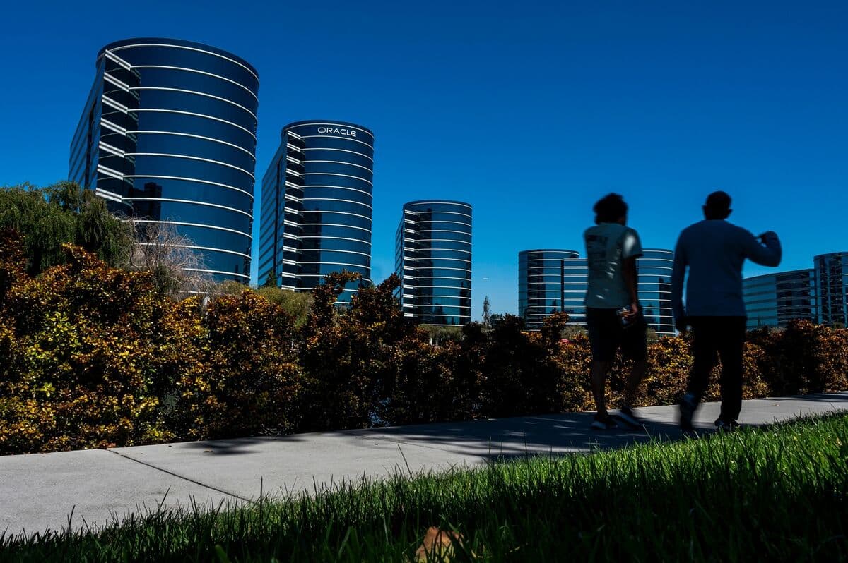 Oracle Is Sued Over Disclosures Tied to 2025 Bond Offering