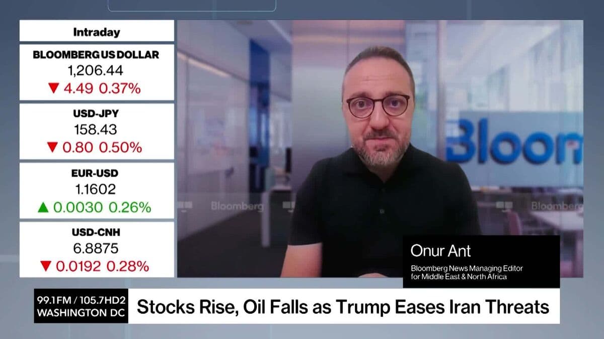 Trump Says US Negotiating War Deal, as Iran Denies Talks