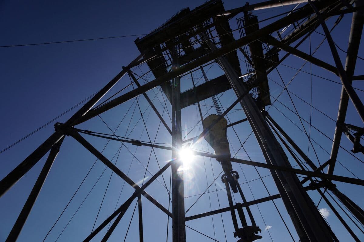 Kazakhstan's Karachaganak Field Reduces Oil Production Following Drone Attack