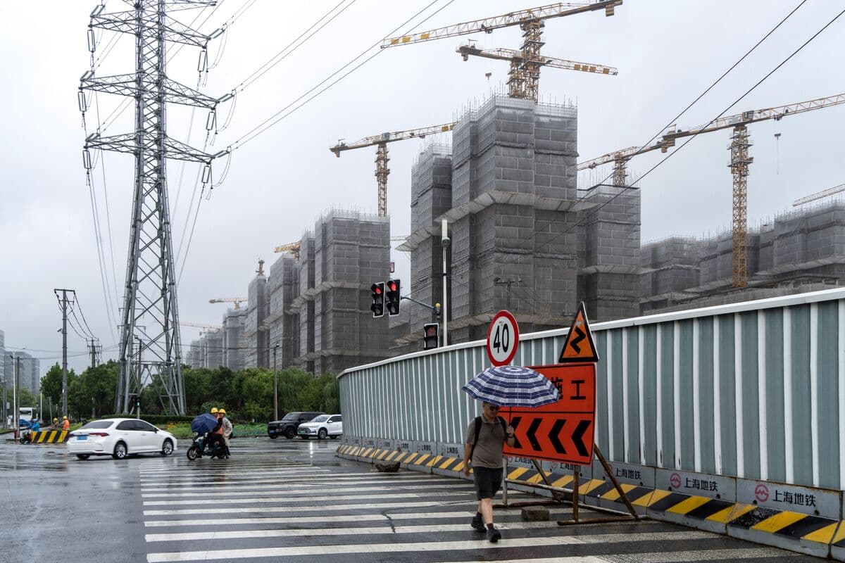 China’s State Grid Plans 40% Surge in Investment Through 2030