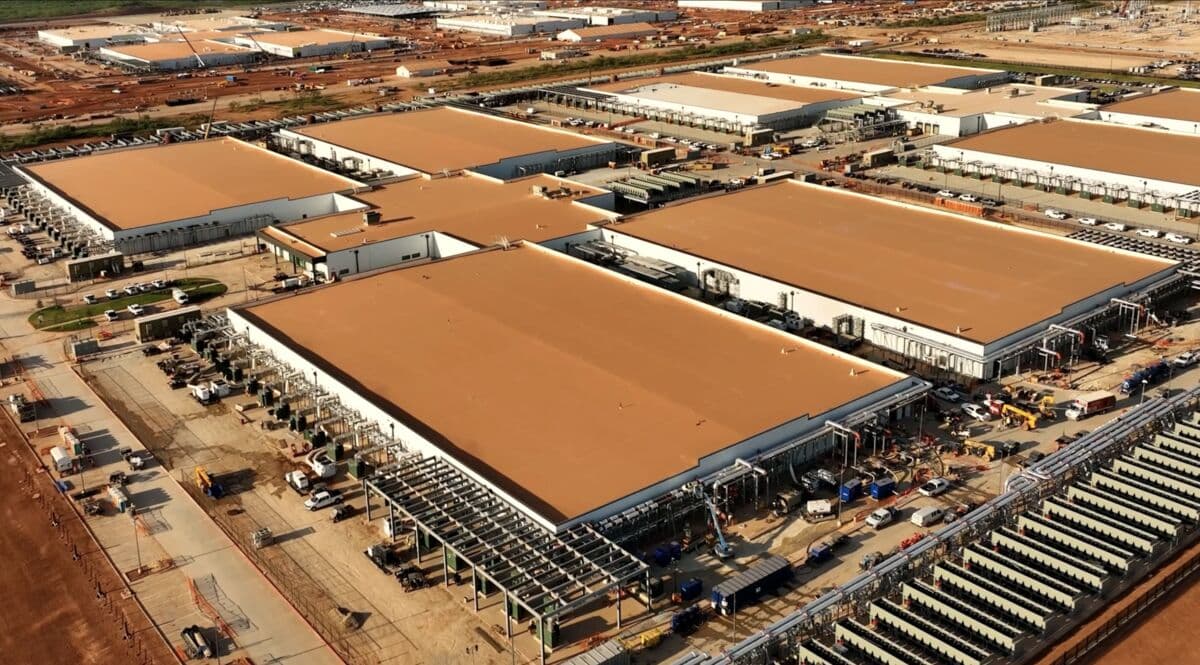 Silicon Valley Confronts AI’s Big PR Problem