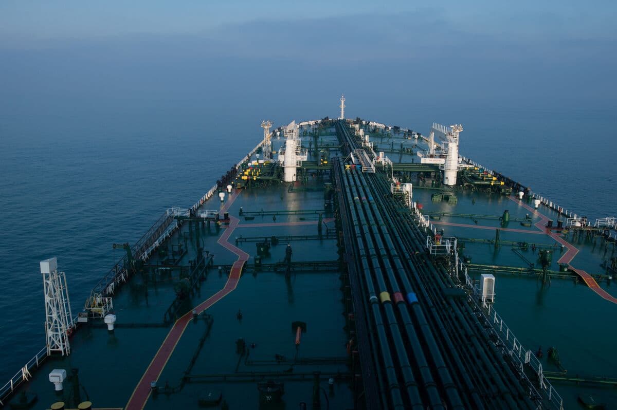 US Issues License to Allow Some Russian Oil Sales to India