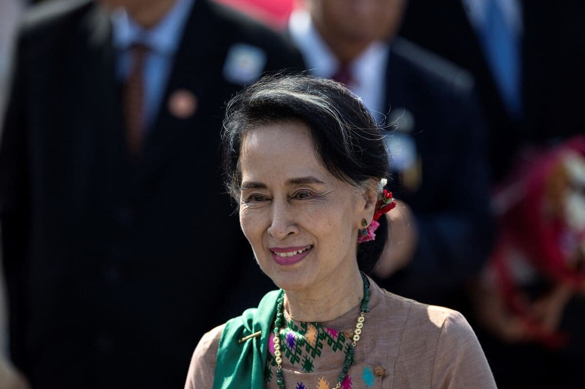 Philippines Seeks Asean Access to Myanmar’s Aung San Suu Kyi