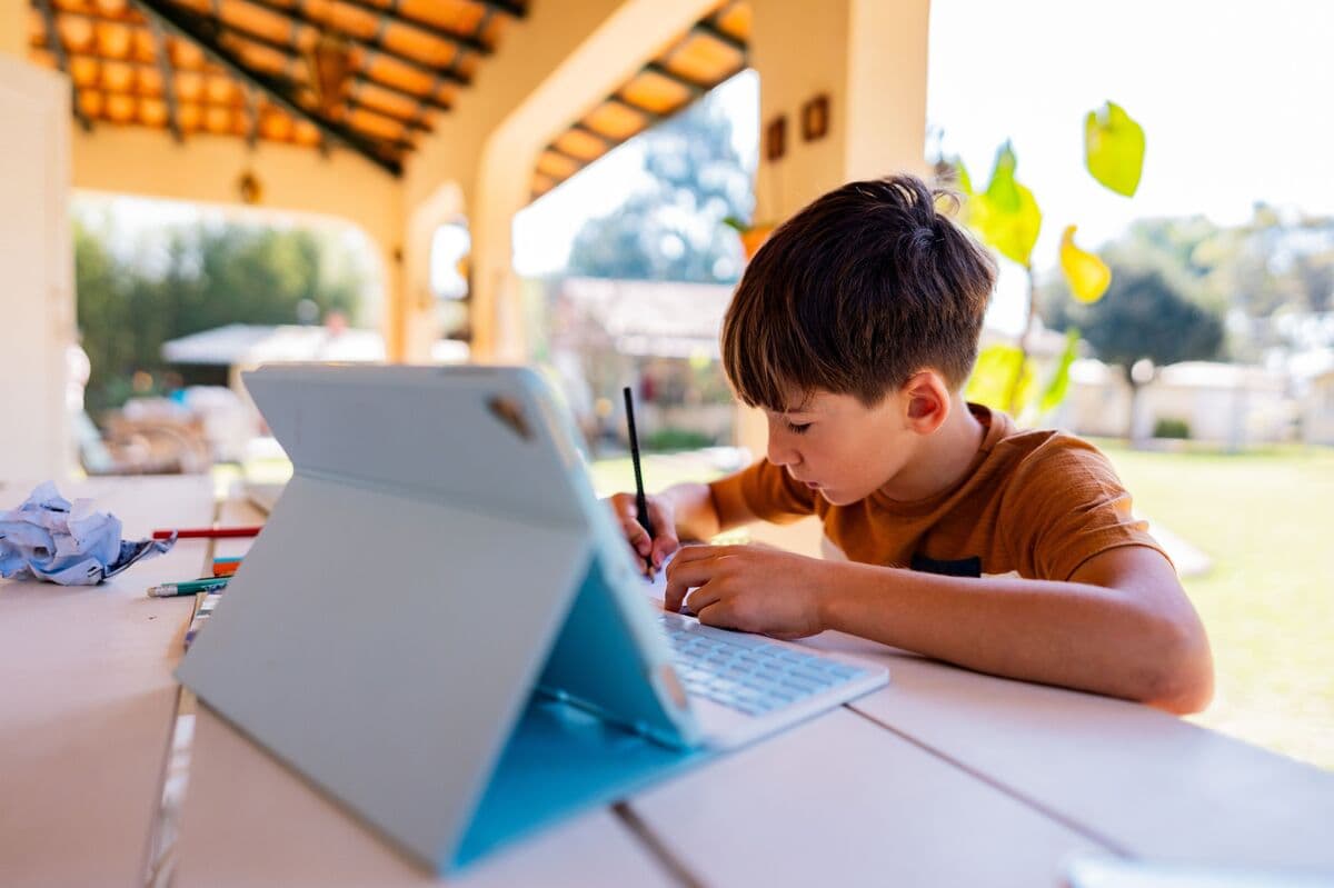 AI Offers Tutoring Services for Children in the Hamptons at $4,500 Weekly