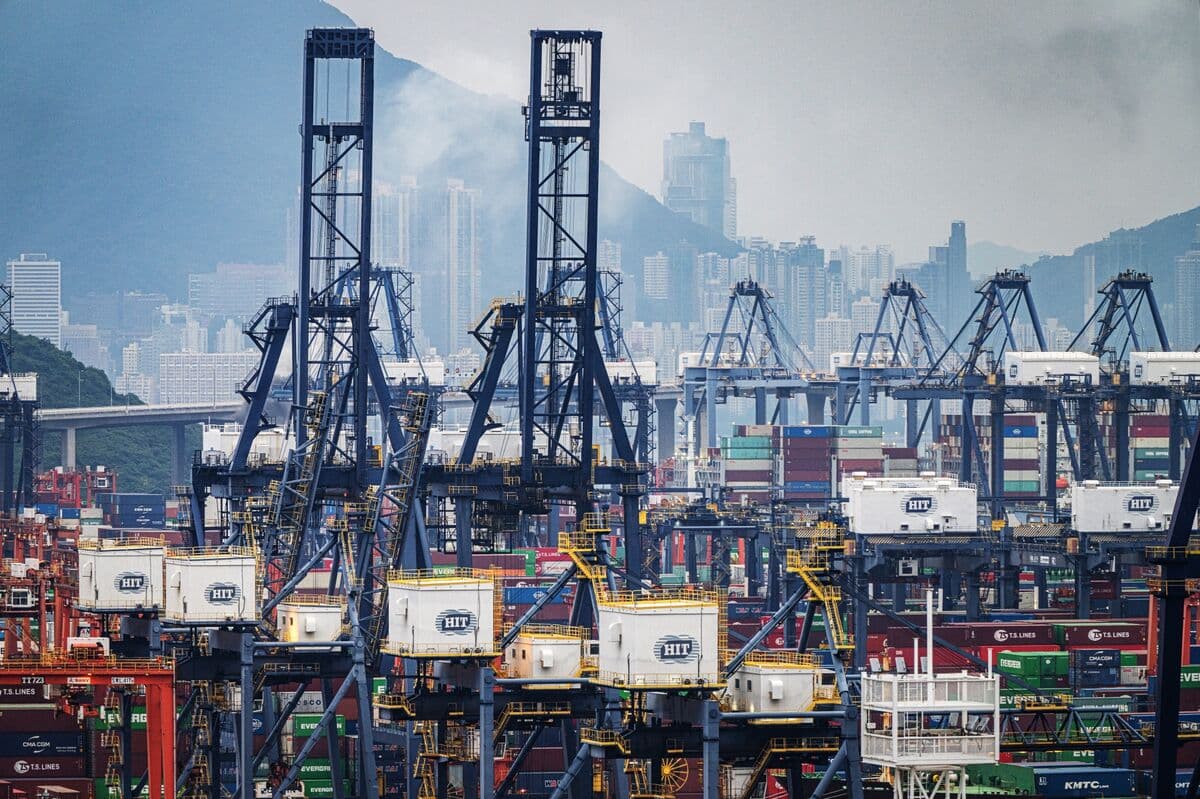 Hong Kong Weathers War Shocks With Fastest GDP Growth Since 2021