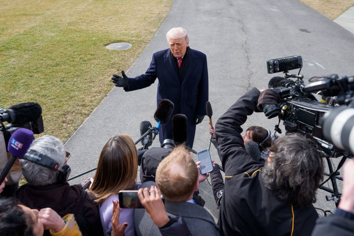 Trump Tees Up Davos With Tariff Power Play to Seize Greenland