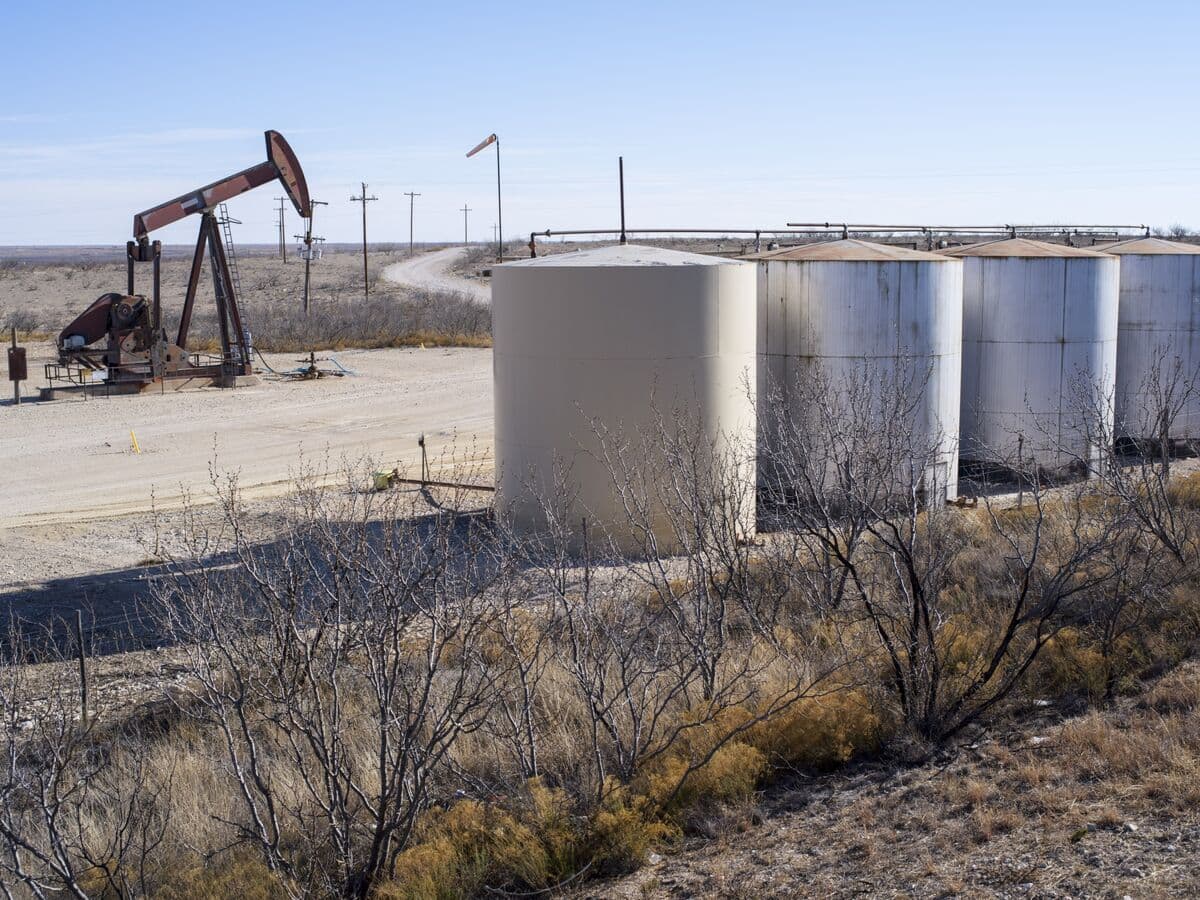 Brent Crude Closes Above $100 for Second Straight Session