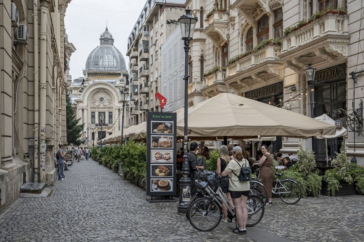 Political Stalemate Hinders Romania's Efforts to Combat Stagflation