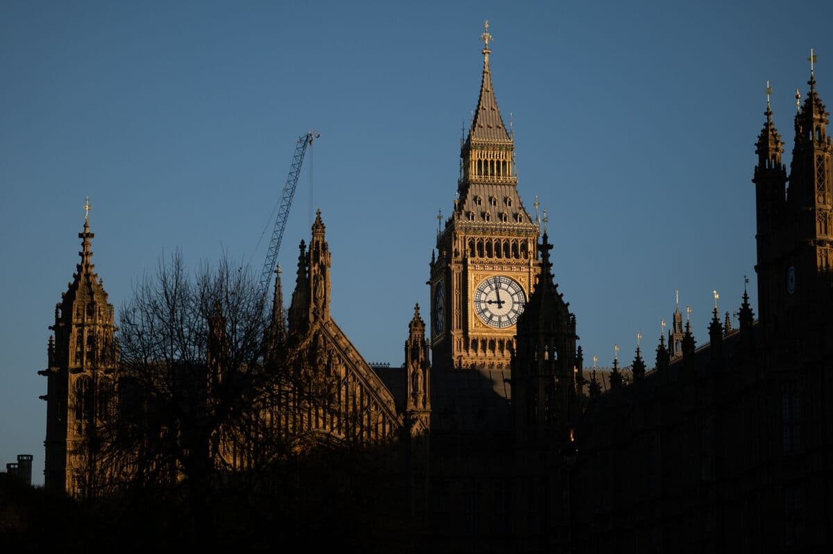 UK to Introduce 12-Month Treasury Bills to Broaden Debt Market