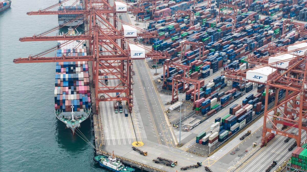 Singapore Says China Can Play Bigger Role in Asia’s Stability