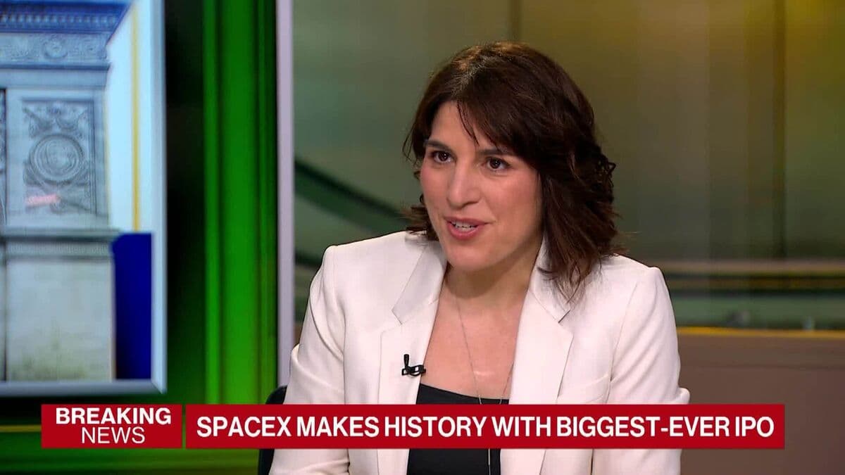 SpaceX Shares Surge on First Day of Trading After Record $75 Billion IPO