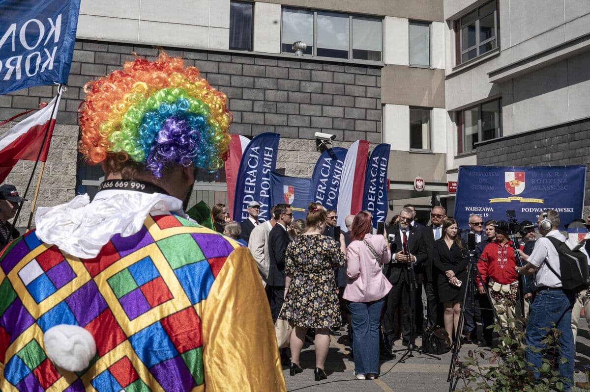 Grzegorz Braun Emerges as a Political Force Amidst Controversial Views