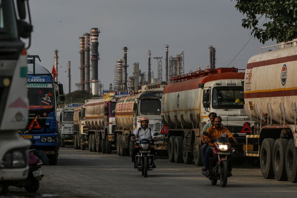 India’s Refiners Are Absorbing the Hefty Cost of the Iran War