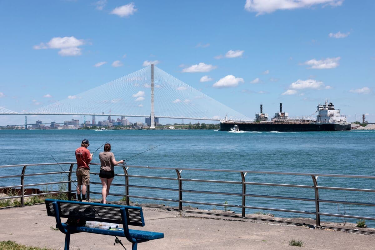 Lutnick Postpones Canada Bridge Opening to Negotiate Higher Toll Revenue Share