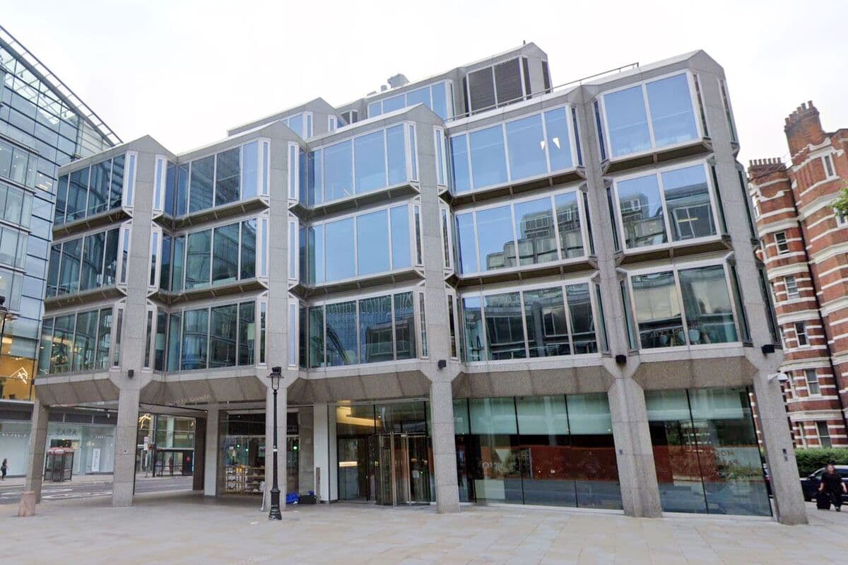 LandSec London Office Deal Collapses as Sculptor Seeks Price Cut