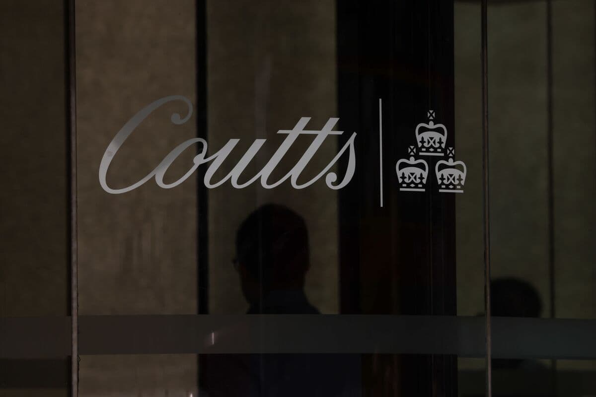 Coutts Weighs Offering Ares and Apollo Funds for Wealth Clients