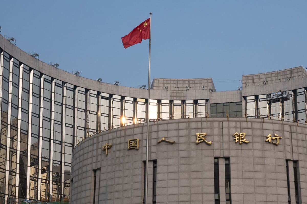 PBOC Establishes Yuan Reference Rate Below 6.80 Per Dollar for First Time Since 2023