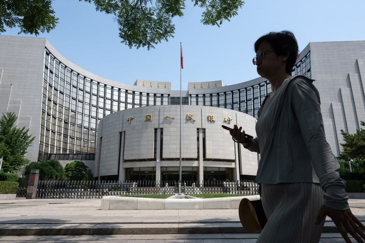 China Urges Major Banks to Limit Interbank Lending Amid Cash Surplus