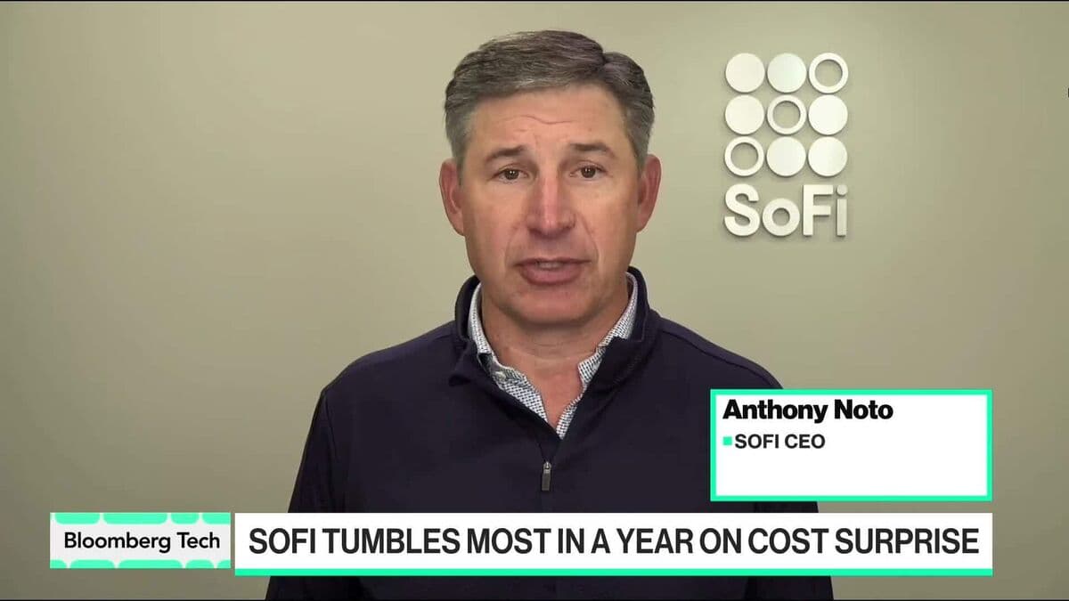 SoFi Shares Fall on Higher-Than-Expected Expenses