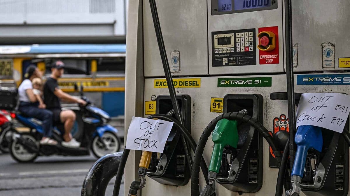 'No Clear Off-Ramp': Asia Hit Hard by Hormuz Blockade