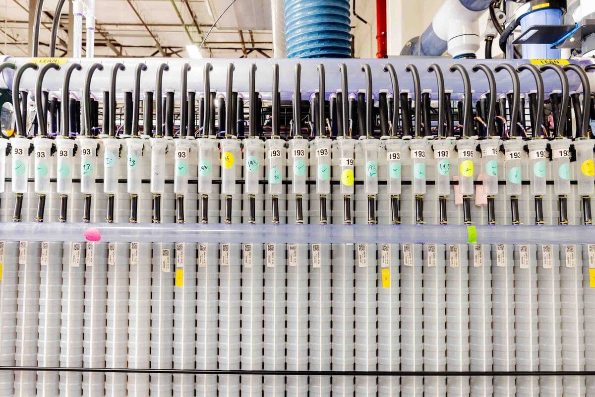 Crusoe Buys Batteries That Last for Days to Power New Data Centers