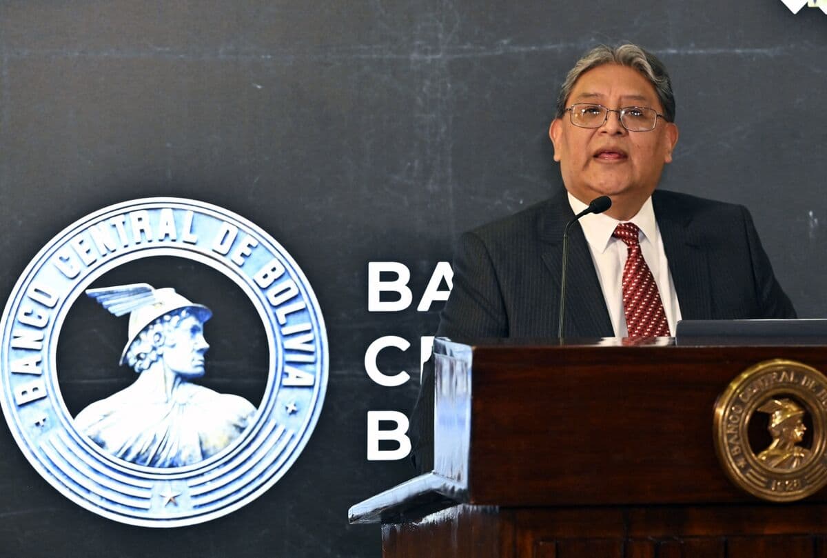 Bolivia Arrests Former Central Bank Officials Over Bond Swaps