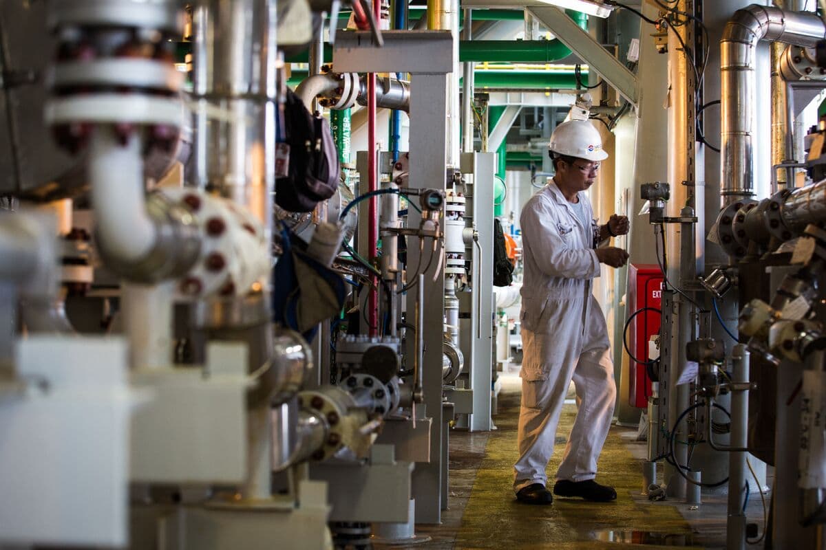 New Zealand Eyes Fuel Storage Options in Singapore and Malaysia
