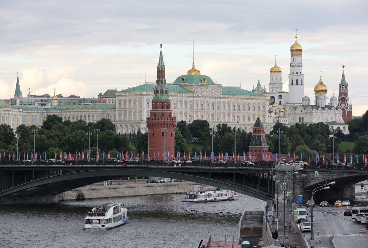 Hungary Supports One-Year Extension of EU Sanctions Against Russia