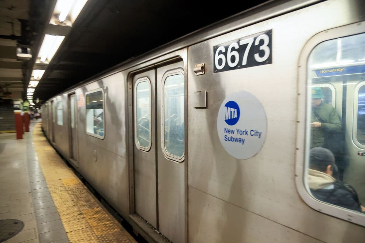 NY’s MTA Holds Impromptu Talks With Rail Unions as Strike Looms