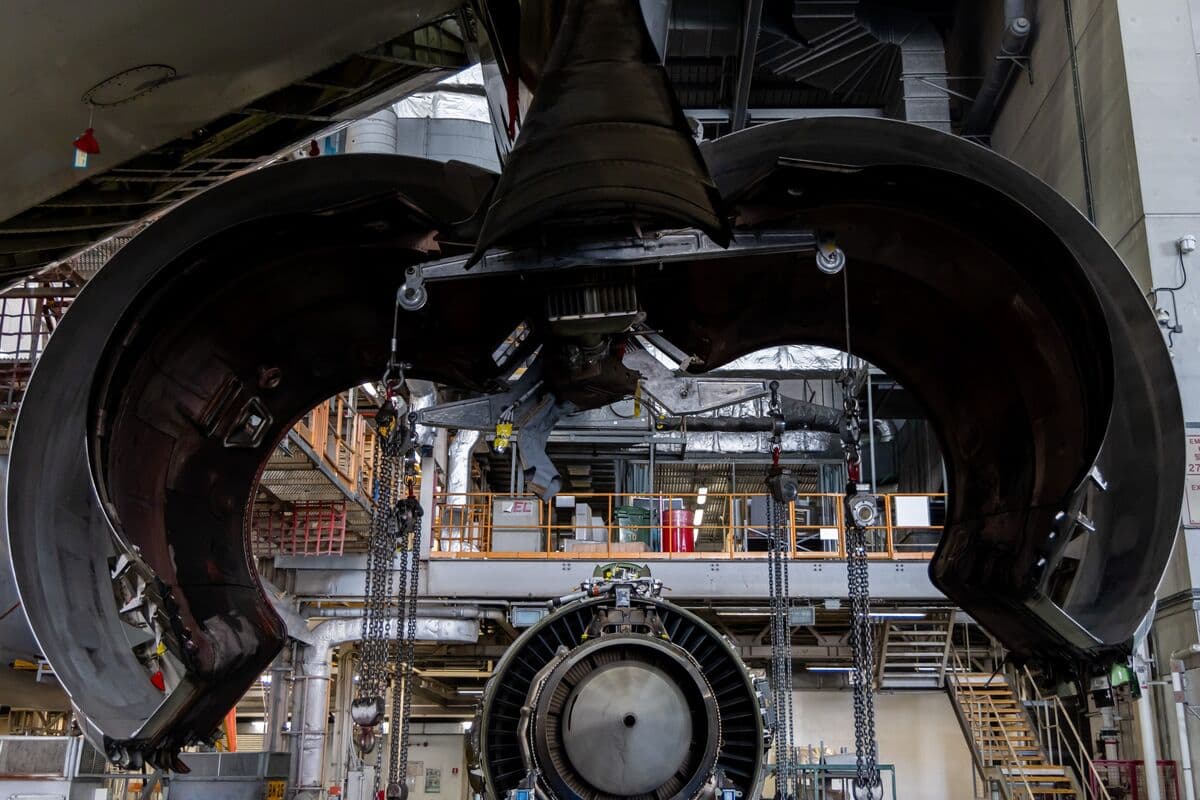 US Postpones Tariffs on Aircraft and Jet Parts Amid Ongoing Negotiations