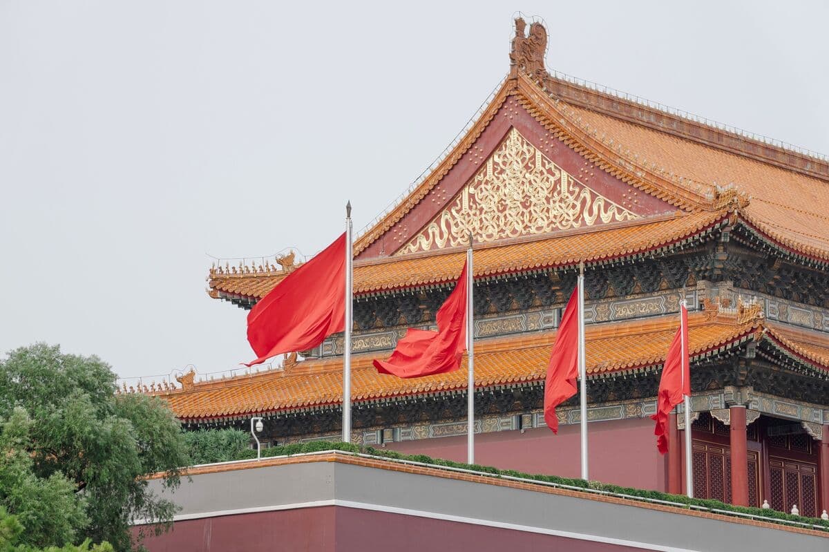 Chinese Bonds Are Appealing as Reserve Assets, Gavekal Says