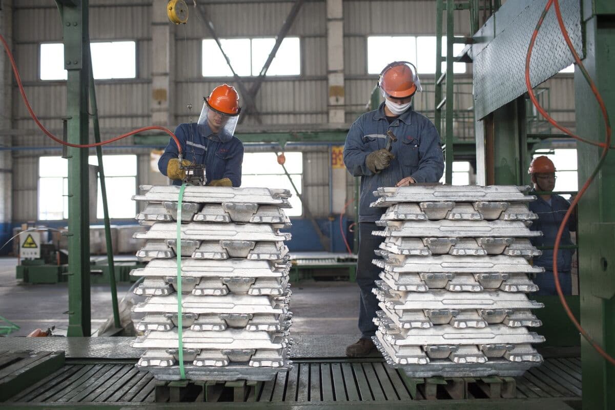 China Hongqiao Seeks $1.5 Billion From Convertible Bonds