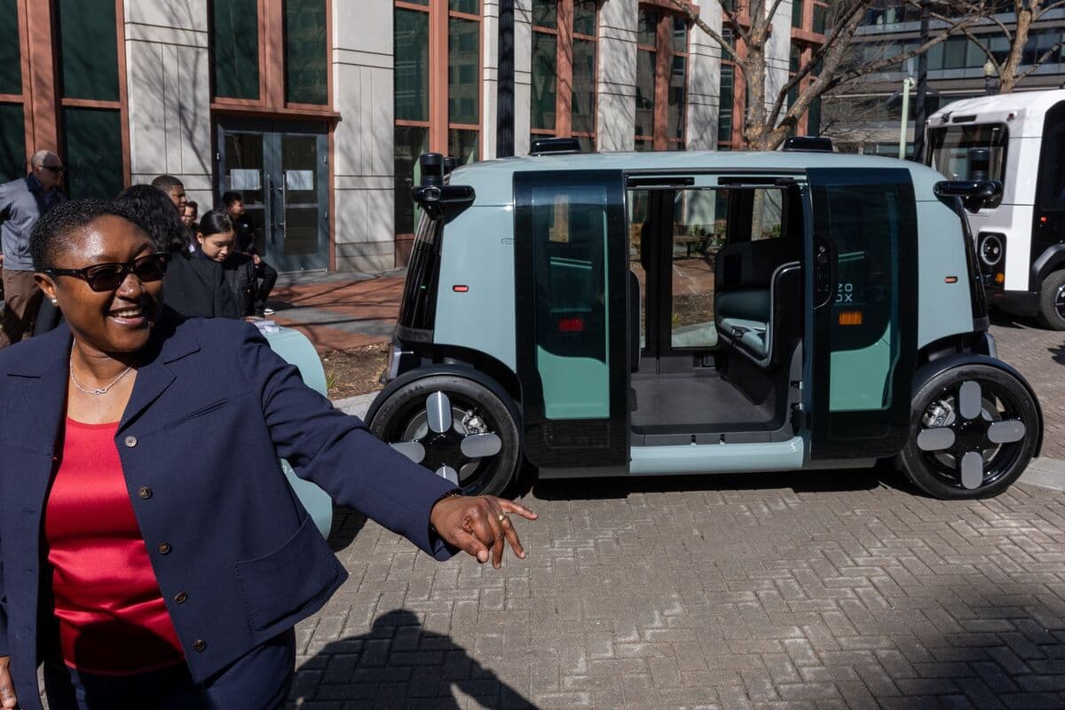 Zoox Tests Just What We Mean By a Robotaxi