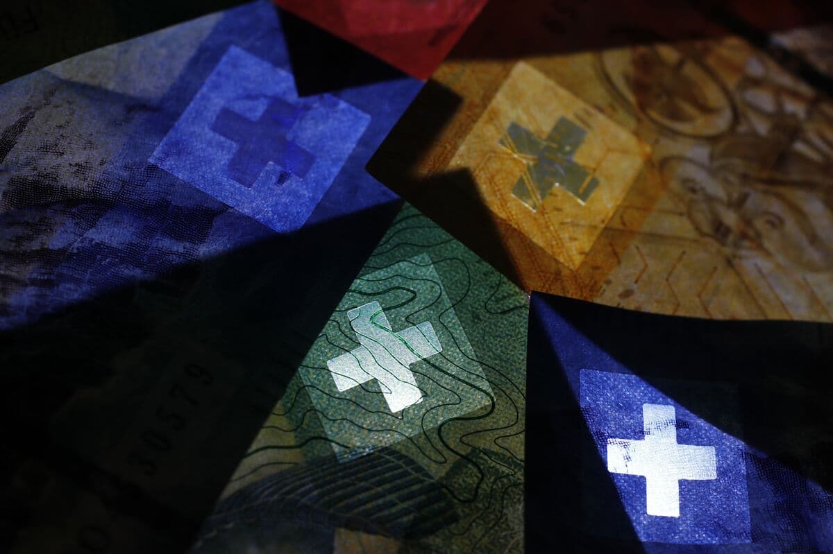 SNB Touts Record Number of New Bonds and Issuers on Swiss Market