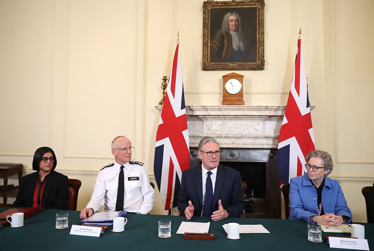 UK to Fast-Track Terrorism Law After Wave of Antisemetic Attacks