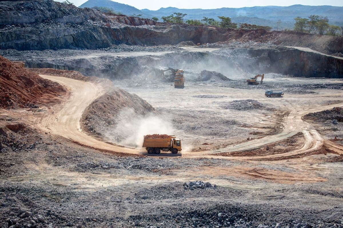 Zimbabwe Confirms Huayou's Plans for Lithium Carbonate Plant