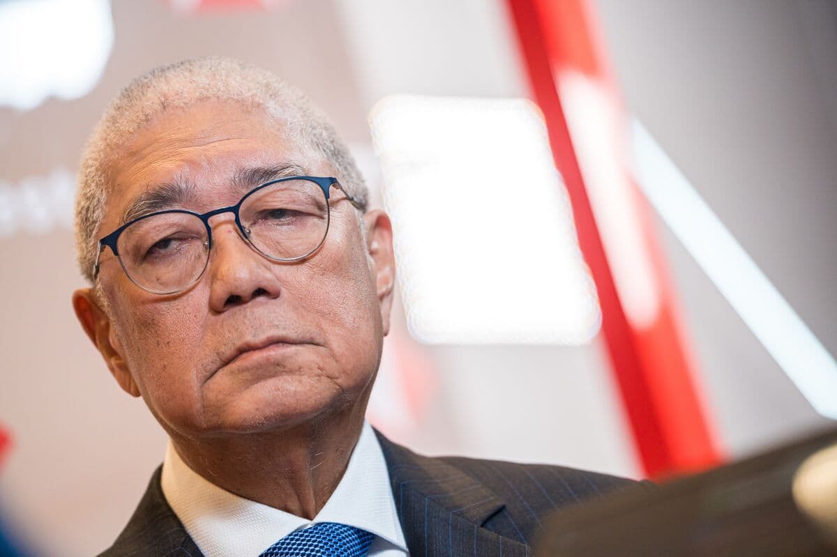 Philippine VP Duterte’s Spouse Files Complaint Against Central Bank Head