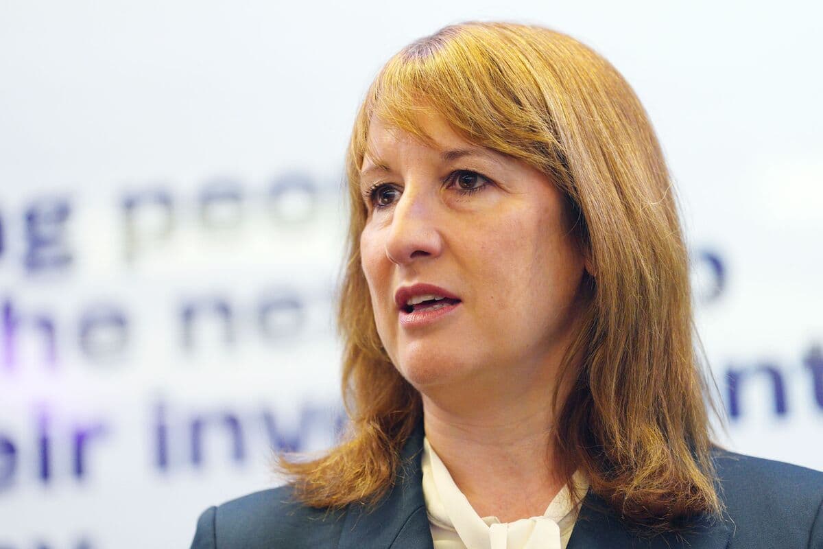Chancellor Reeves Aims to Reduce UK's Dependence on Bond Markets by 2029