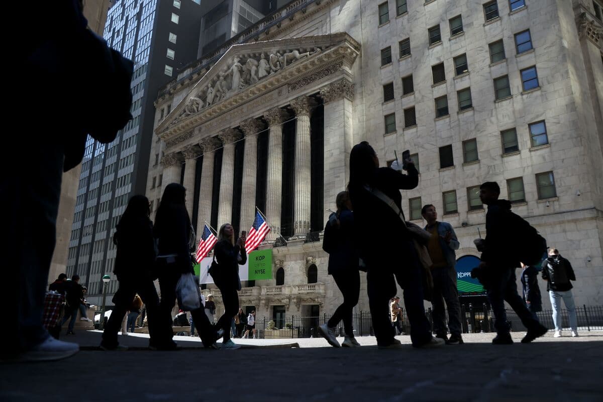 Liftoff Mobile Shares Surge 9.1% Following $437 Million IPO in U.S.
