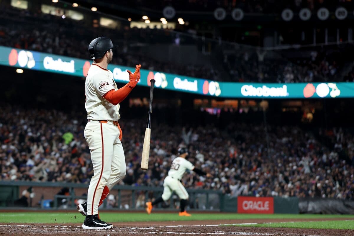 Kushner’s Thrive Widens Bets With Investment in MLB’s Giants