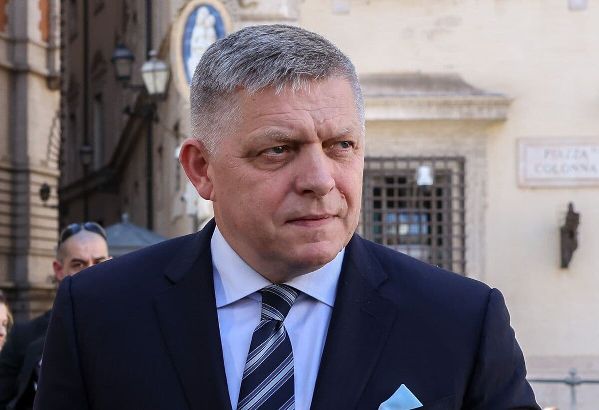 Trump, Slovak Premier Fico Meet to Bolster Ties, Nuclear Deal